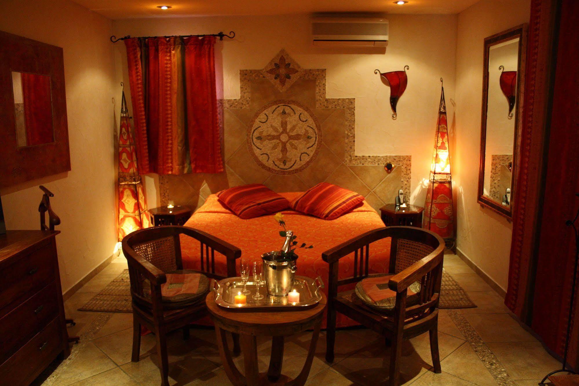 Logis Hotel Les II Mas - Perpignan Sud Cabestany Екстериор снимка